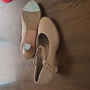 Balera heeled tap shoes tan size 8
